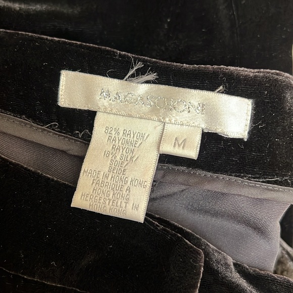 Magaschoni black velours pants. - Picture 3 of 3